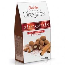 Dragees with milk chocolate